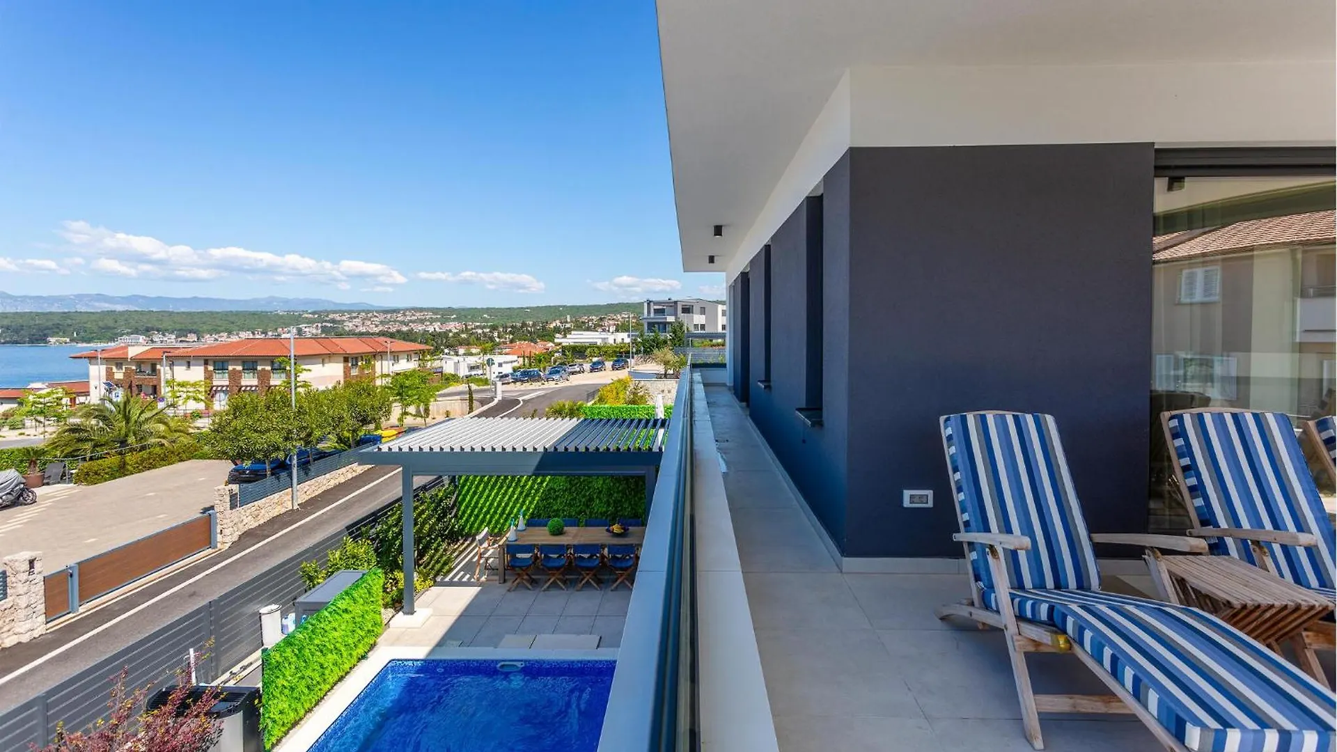 3 Bedroom Amazing Home In Malinska Holiday home